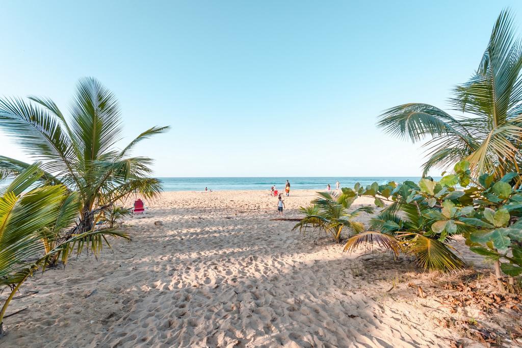 Islote Ventana Al Atlantico At Arecibo 681 Ocean Drive 아파트 외부 사진