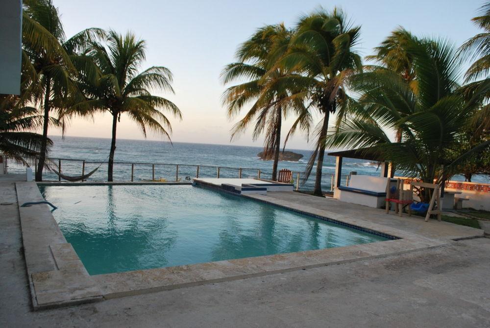 Islote Ventana Al Atlantico At Arecibo 681 Ocean Drive 아파트 외부 사진