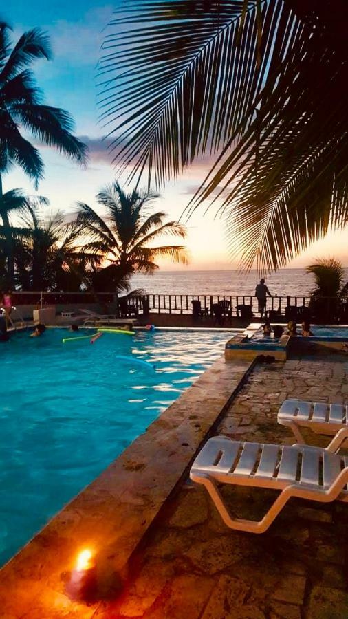 Islote Ventana Al Atlantico At Arecibo 681 Ocean Drive 아파트 외부 사진