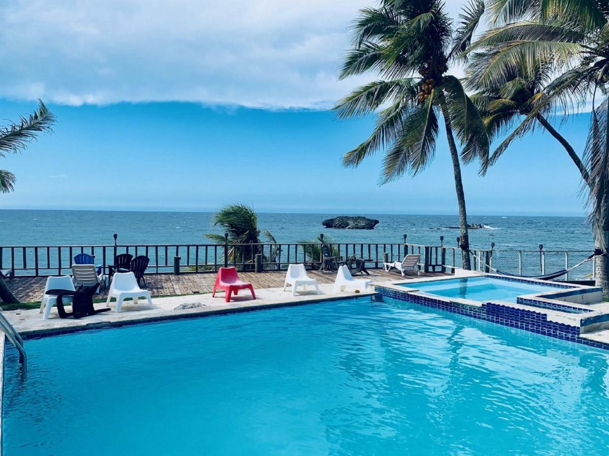 Islote Ventana Al Atlantico At Arecibo 681 Ocean Drive 아파트 외부 사진