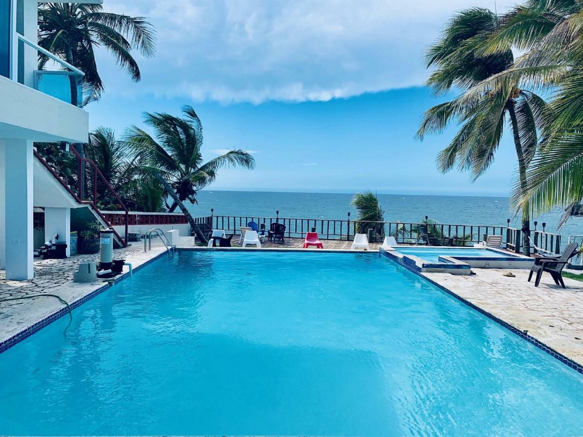 Islote Ventana Al Atlantico At Arecibo 681 Ocean Drive 아파트 외부 사진