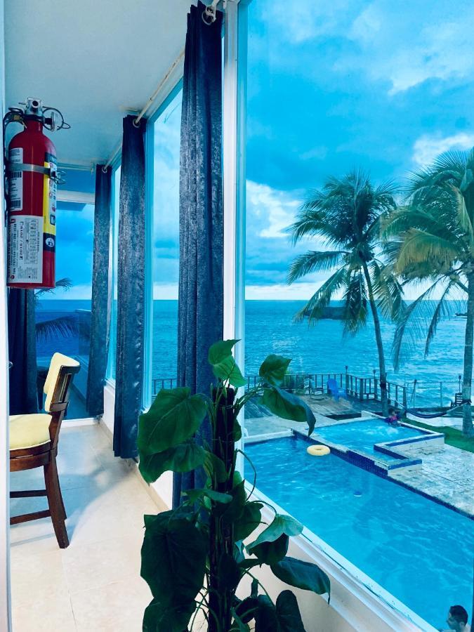 Islote Ventana Al Atlantico At Arecibo 681 Ocean Drive 아파트 객실 사진